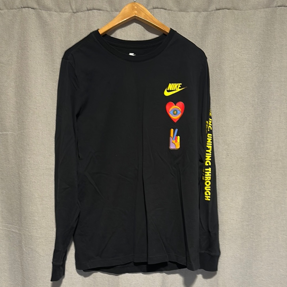 Nike Black Long Sleeve Graphic Tee